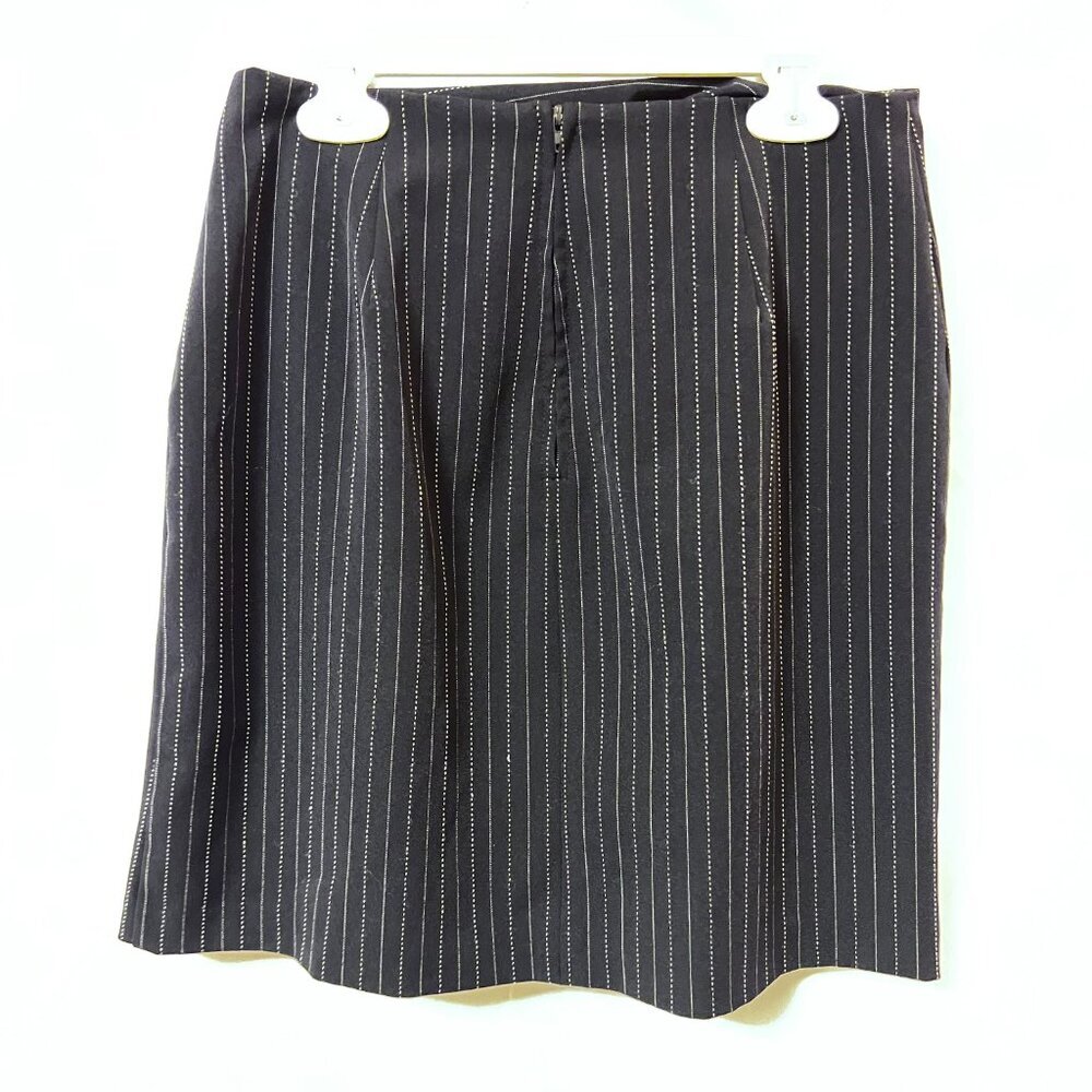 Mini / Knee High Black, pin striped, skirt - Size 3/4 - Picture 2 of 2